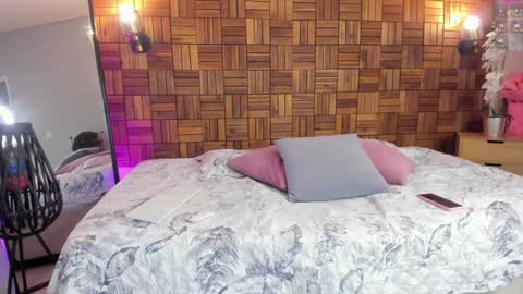 Sara online show from January 19, 10:06 am