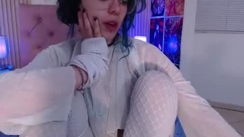 Snapshot of rihonna_hs8 chatting on June 13, 1:09 pm RIHONNA online show from June 13, 1:09 pm