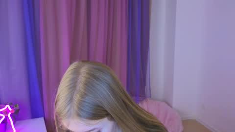 Rina online show from November 3, 9:59 pm