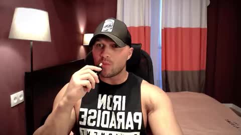 rikadler online show from October 26, 11:05 am