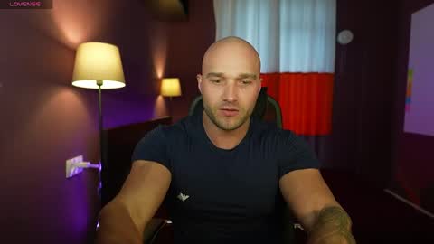 Snapshot of rikadler chatting on May 17, 12:23 pm rikadler online show from May 17, 12:23 pm