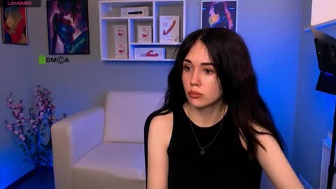 Snapshot of riley_sanders chatting on September 20, 9:10 am Meow online show from September 20, 9:10 am