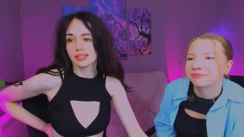 Snapshot of riley_sanders chatting on September 30, 10:20 am Meow online show from September 30, 10:20 am