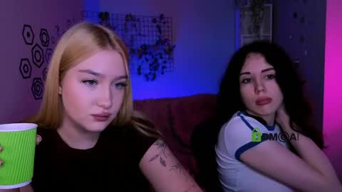 Meow online show from April 26, 7:11 pm