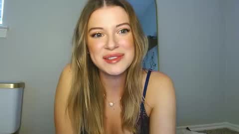 Snapshot of rileydepp chatting on February 13, 10:54 pm riley depp online show from February 13, 10:54 pm