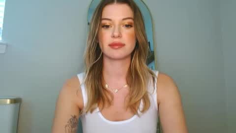 Snapshot of rileydepp chatting on March 6, 11:09 pm riley depp online show from March 6, 11:09 pm