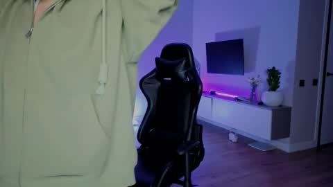 rileymee online show from December 20, 1:02 am