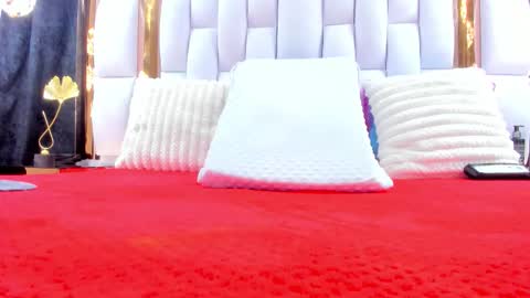 Riley online show from November 13, 11:42 am