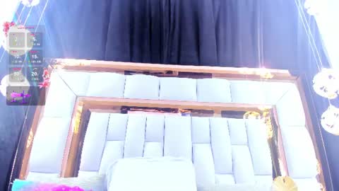 Riley online show from July 18, 11:47 am