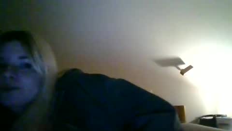 rileyzoee9 online show from January 4, 2:03 am