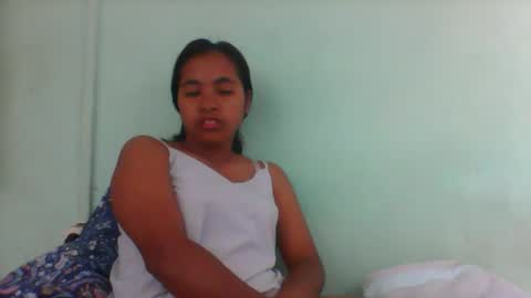 rinah856024 online show from December 4, 6:12 am