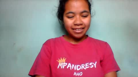 Snapshot of rinah856024 chatting on July 24, 3:37 am rinah856024 online show from July 24, 3:37 am