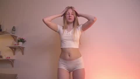 little princess Vivi online show from June 21, 5:32 am