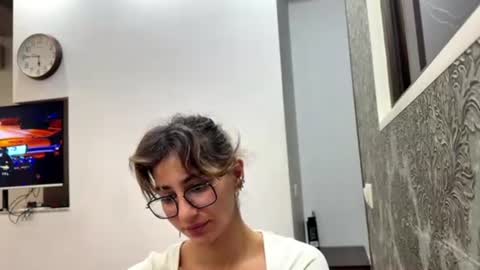 rindexx online show from August 8, 3:36 pm