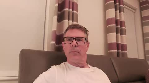 Snapshot of ringomar chatting on September 30, 6:07 am Rob online show from September 30, 6:07 am