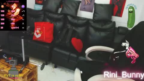 rini online show from May 4, 5:25 am