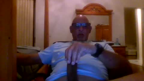 Snapshot of rionel chatting on February 2, 12:51 am RioNel online show from February 2, 12:51 am