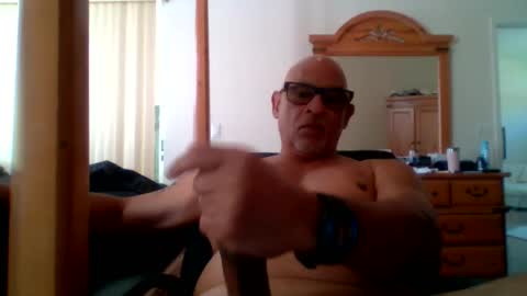 Snapshot of rionel chatting on March 3, 4:14 pm RioNel online show from March 3, 4:14 pm