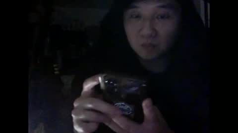 Snapshot of riothoood chatting on November 11, 2:55 am Riot online show from November 11, 2:55 am