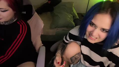   DianaBrite            fansl y online show from December 26, 6:54 pm