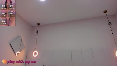 Snapshot of riri_candy chatting on May 16, 10:36 am Riri Candy online show from May 16, 10:36 am