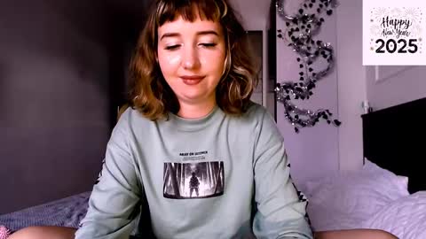 Snapshot of riri_rich chatting on January 1, 5:11 am Rita online show from January 1, 5:11 am