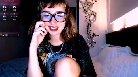 Snapshot of riri_rich chatting on January 15, 6:33 am Rita online show from January 15, 6:33 am