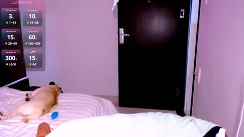 Snapshot of riri_rich chatting on October 1, 5:46 am Rita online show from October 1, 5:46 am