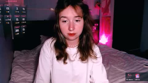 Snapshot of riri_rich chatting on November 13, 11:20 am Rita online show from November 13, 11:20 am