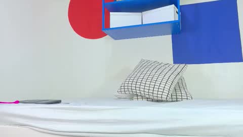 RIRI  online show from December 18, 12:55 pm