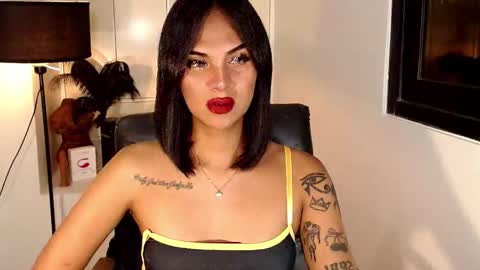 riri online show from February 12, 9:48 am