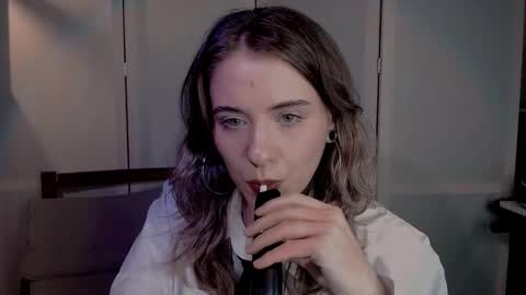 Snapshot of risha_laass chatting on December 6, 4:38 pm risha_laass online show from December 6, 4:38 pm