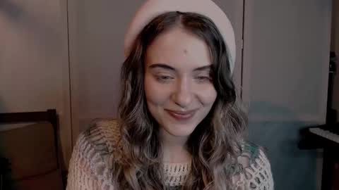 Snapshot of risha_laass chatting on December 25, 6:41 pm risha_laass online show from December 25, 6:41 pm