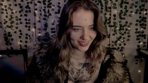 Snapshot of risha_laass chatting on February 8, 11:13 pm risha_laass online show from February 8, 11:13 pm