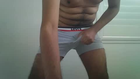 rishavb1991 online show from June 18, 12:00 am