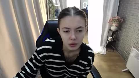 ritaneer online show from October 5, 8:12 am