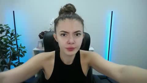 ritaneer online show from December 3, 8:56 am