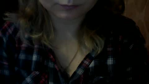 Snapshot of riveramaureen chatting on December 26, 6:52 am RiveraMaureen online show from December 26, 6:52 am