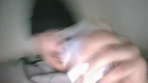 Snapshot of riviere2325 chatting on June 14, 5:04 pm LaLegende online show from June 14, 5:04 pm