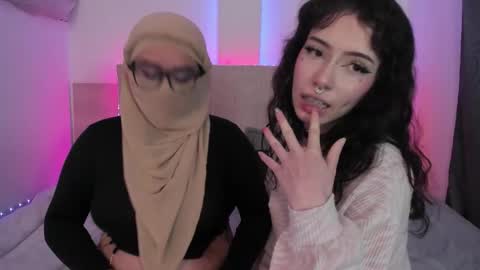 Snapshot of rixi_arab chatting on October 29, 12:46 am Rixi online show from October 29, 12:46 am