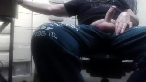 rlcock1 online show from December 19, 8:32 am