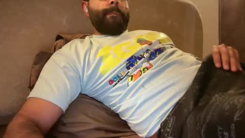 Snapshot of roamexotic00 chatting on November 25, 1:05 am roamexotic00 online show from November 25, 1:05 am