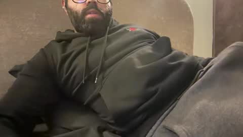 Snapshot of roamexotic00 chatting on February 4, 12:16 am roamexotic00 online show from February 4, 12:16 am