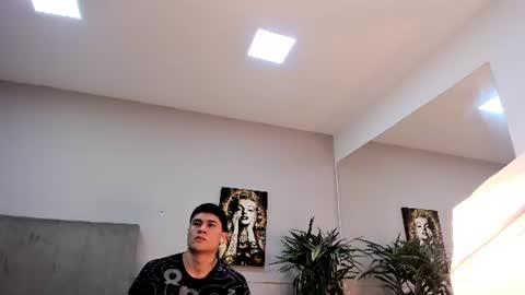 Snapshot of roan_birkin chatting on June 29, 7:36 pm Roan Birkin online show from June 29, 7:36 pm