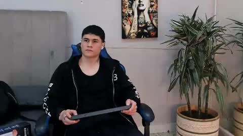 Snapshot of roan_birkin chatting on July 10, 7:27 pm Roan Birkin online show from July 10, 7:27 pm