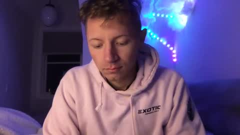 Snapshot of roastingcorn chatting on February 2, 7:30 am RoastingCorn online show from February 2, 7:30 am