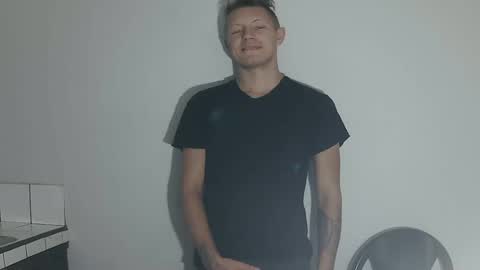 Snapshot of roastingcorn chatting on October 5, 3:05 am RoastingCorn online show from October 5, 3:05 am