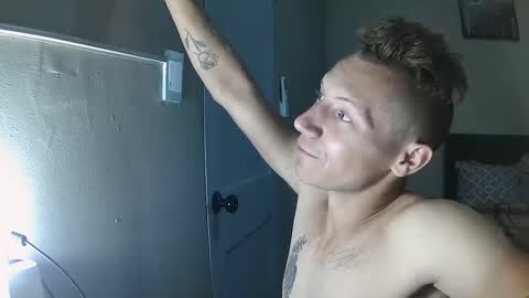 Snapshot of roastingcorn chatting on October 9, 2:31 am RoastingCorn online show from October 9, 2:31 am