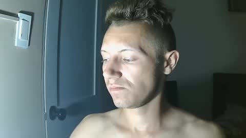 Snapshot of roastingcorn chatting on October 10, 3:33 pm RoastingCorn online show from October 10, 3:33 pm