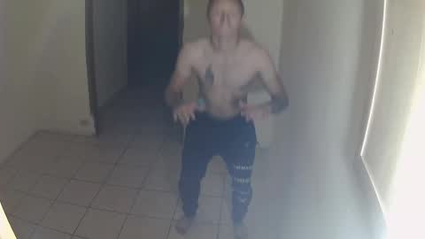 Snapshot of roastingcorn chatting on October 23, 12:15 pm RoastingCorn online show from October 23, 12:15 pm